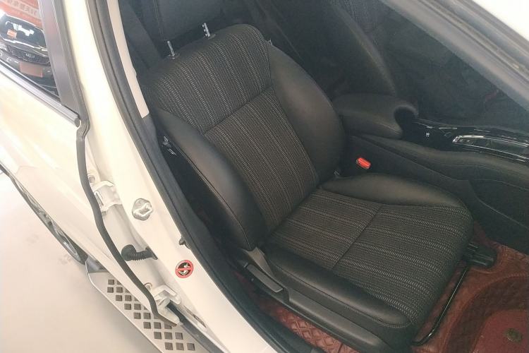 Used Honda Vezel 2017 1.8L CVT Front-Wheel Drive Pioneer Edition
