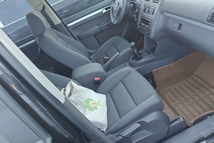 Used Volkswagen Touran 2013 1.4T Manual Fashion Edition 5 Seats