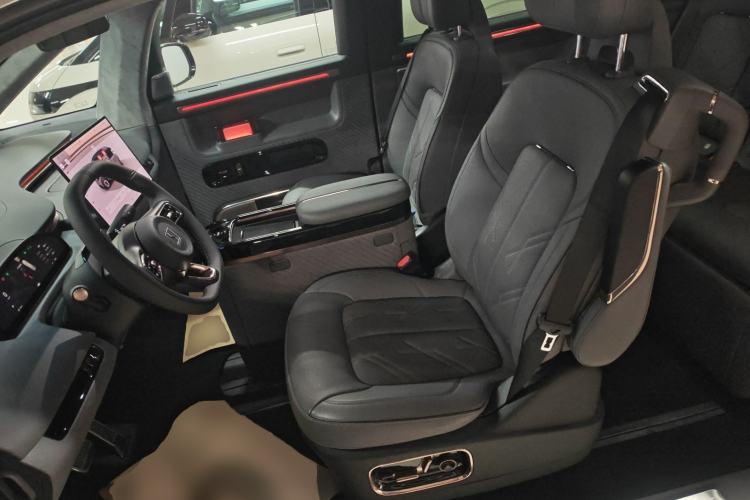 Used Zeekr MIX 2025 Long-Range Intelligent Driving Edition
