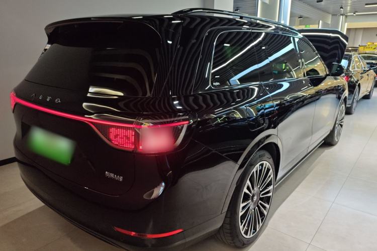 Used Hima AITO M9 2024 Range-Extended Ultra Version 52 kWh 5-Seater Model
