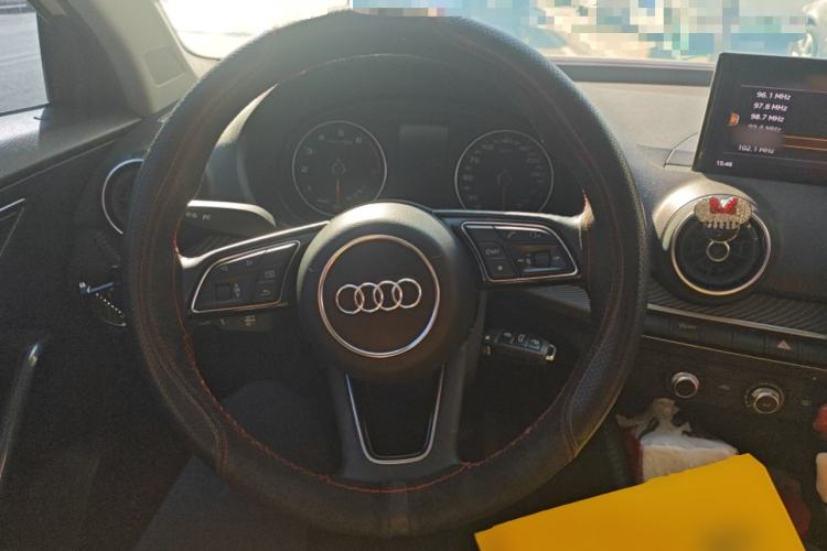 Used Audi Q2L 2018 35 TFSI Launch Exclusive Edition China V