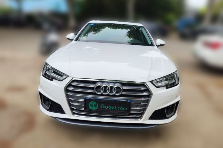 Used Audi A4L 2019 40 TFSI Fashion Edition China VI Emission Standard
