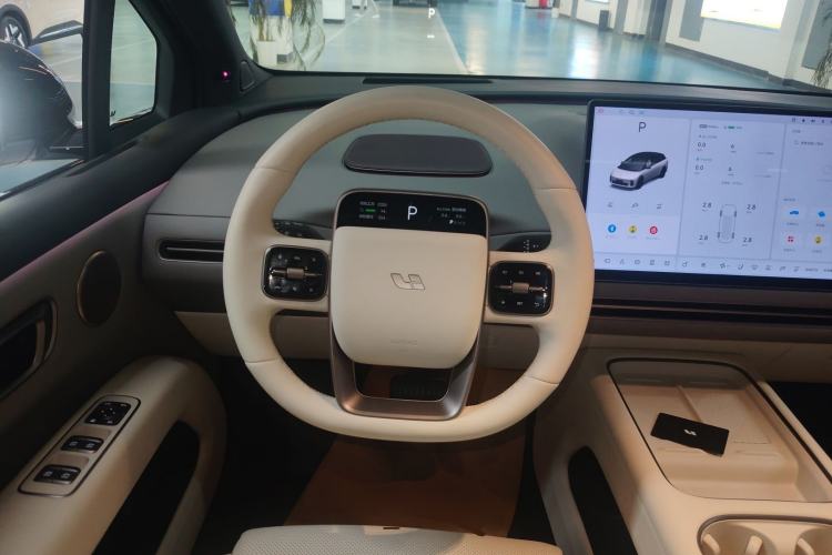 Used Li Auto i6 2025 Model Two-Wheel-Drive Standard Type
