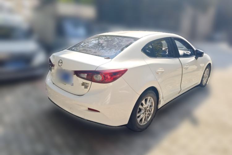 Used Mazda Mazda 3 Axela 2016 Sedan 1.5L Automatic Comfort Model
