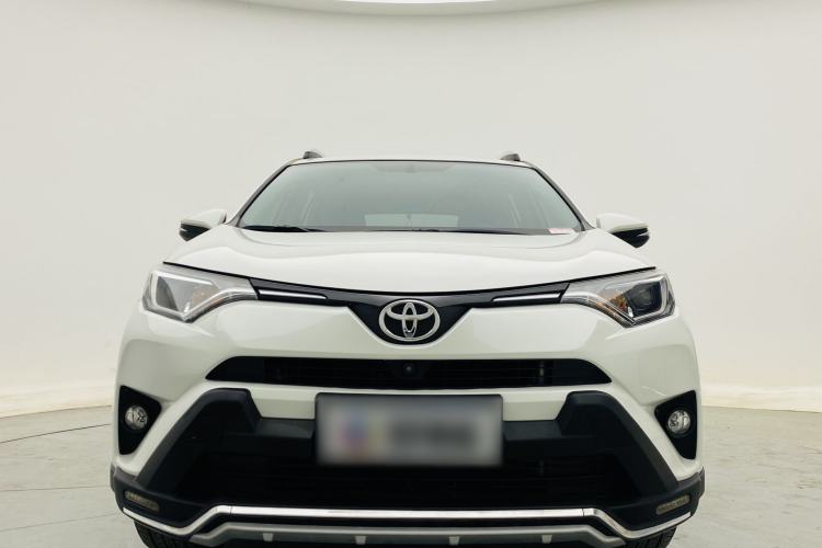 Used Toyota RAV4 2016 2.0L CVT Two-Wheel Drive Fashion Edition China V Standard