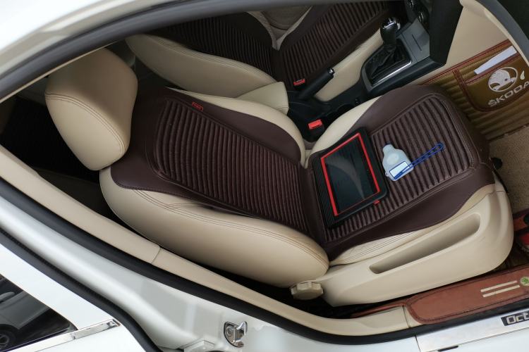 Used Skoda Octavia 2015 Classic Model 1.6L Automatic Yijie Version
