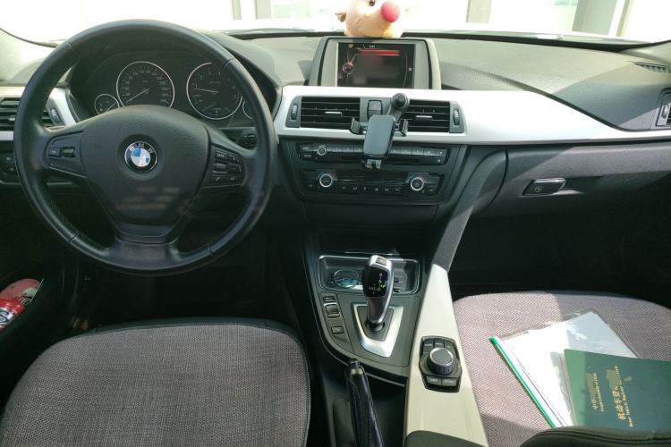 Used BMW 3 Series 2014 320Li Fashion Model
