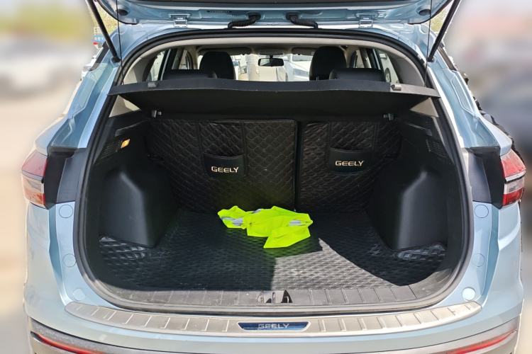 Used Geely Auto Coolray 2024 1.5T DCT Longteng Edition Trunk