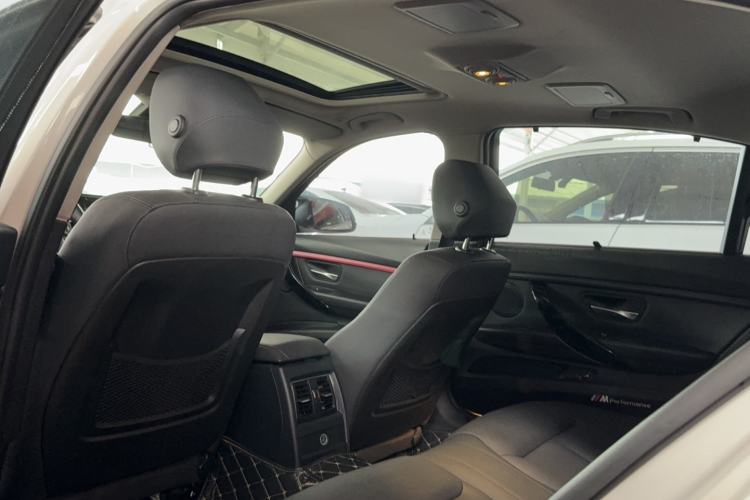 Used BMW 3 Series 2016 316Li Fashion Model Interior 4