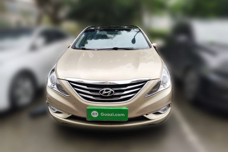 Used Hyundai Sonata 2013 2.4L Automatic Leading Edition China IV Standard Front