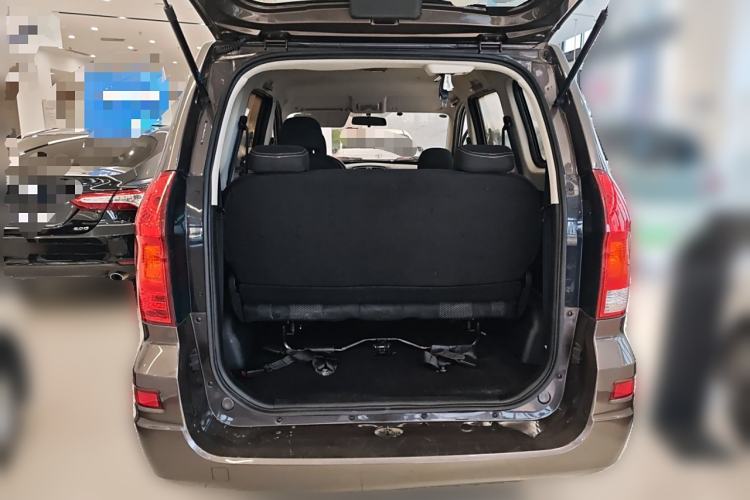 Used Dongfeng Fengon 330 2019 1.5L Manual Practical II China VI
