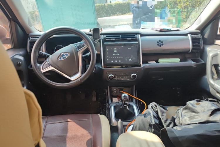 Used CHANGAN OSHAN X70A 2018 1.5L Manual Luxury Model