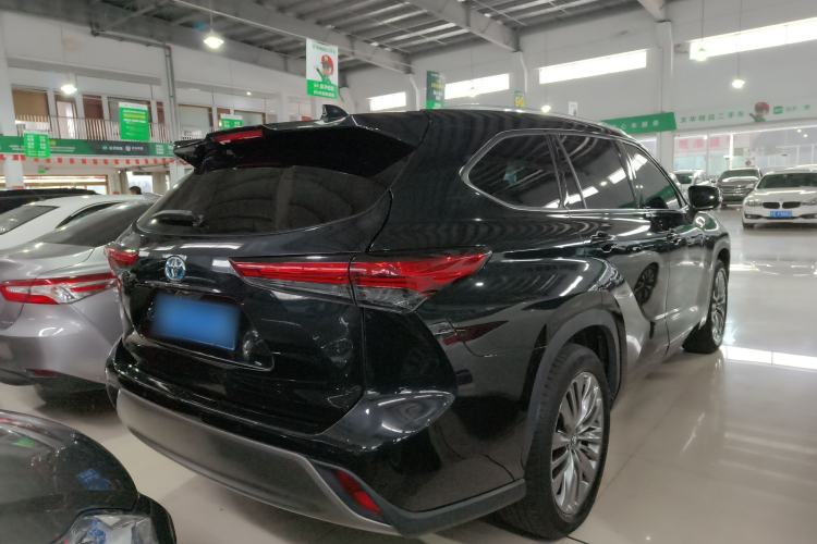 Used Toyota Highlander 2022 Dual-Engine 2.5L Four-Wheel Drive Prestige Version 7 Seats
