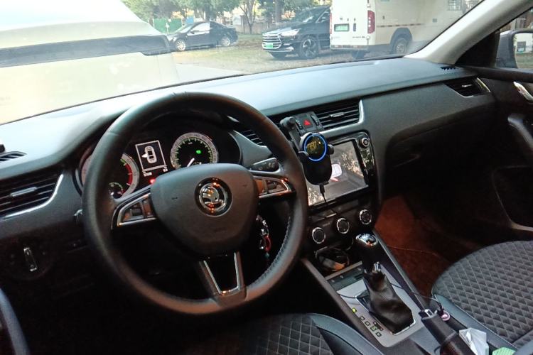 Used Skoda Octavia 2019 TSI230 DSG Luxury Edition
