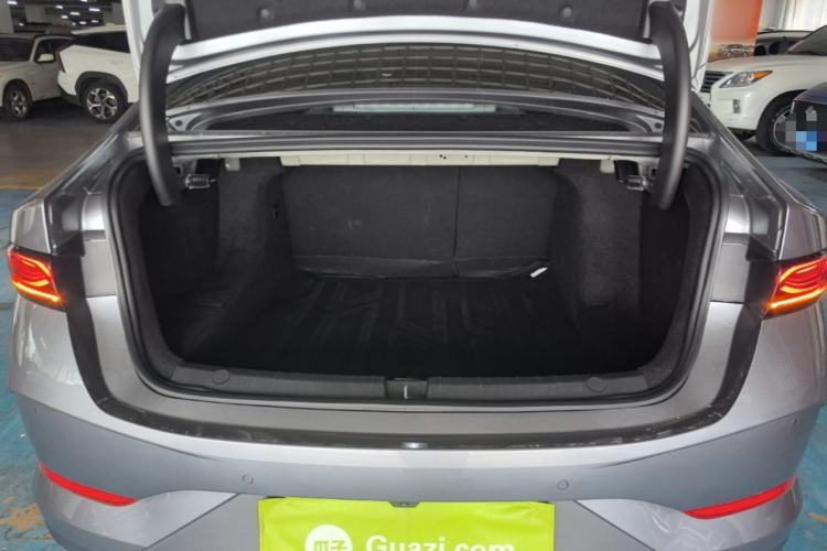 Used BYD Qin PLUS 2025 DM-i Smart Drive 55KM Leading Model
