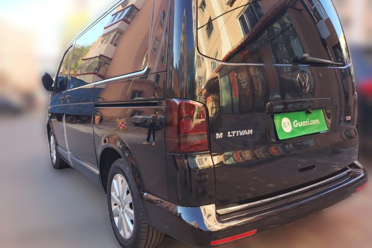 Used Volkswagen Multivan 2012 2.0 TSI Two-Wheel-Drive Luxury Edition
