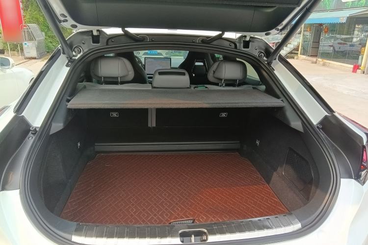 Used Zeekr 001 2022 Long-Range Dual-Motor WE Edition Trunk