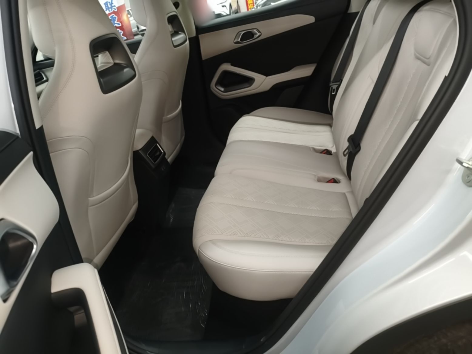 BYD Yuan UP 2027 Model Flying Edition 401KM Navigation Version — снимка 20