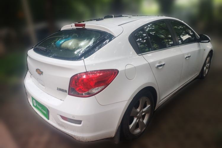 Used Chevrolet Cruze 2013 Hatchback 1.6T Automatic Flagship Model
