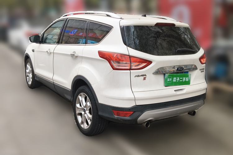 Used Ford Kuga 2015 2.0L GTDi Four-Wheel-Drive Sport Model
