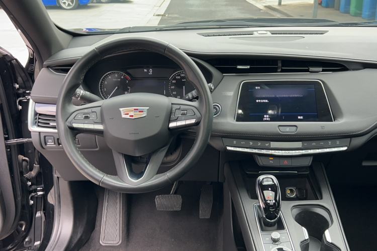 Used Cadillac XT4 2021 28T Two-Wheel Drive Tech Edition
