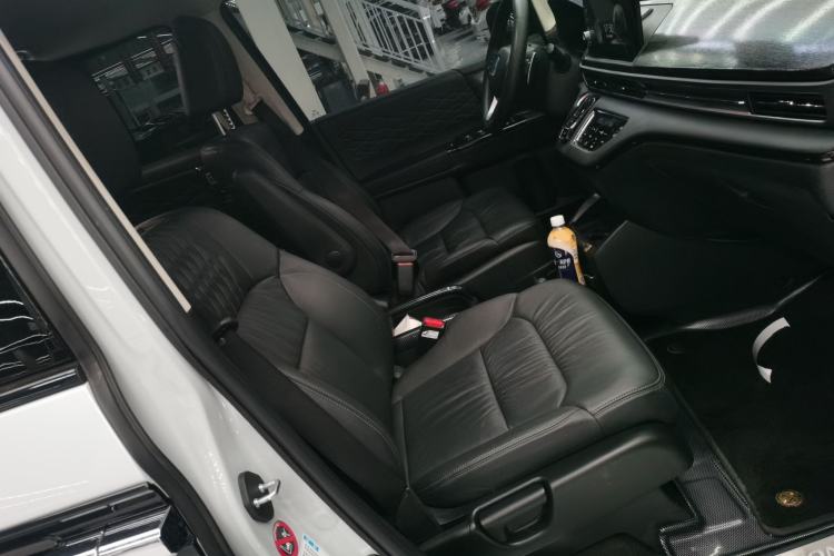 Used Honda Elysion 2024 2.0L eHEV Luxury Edition