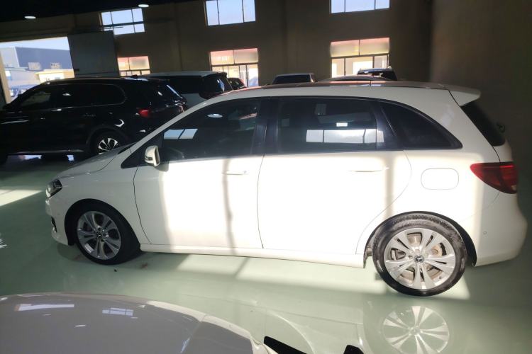 Used Mercedes-Benz B-Class 2015 B 200 Sport Edition
