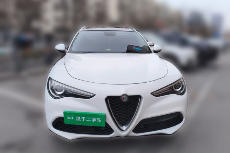 Used Alfa Romeo Stelvio 2017 2.0T 200HP Luxury Edition