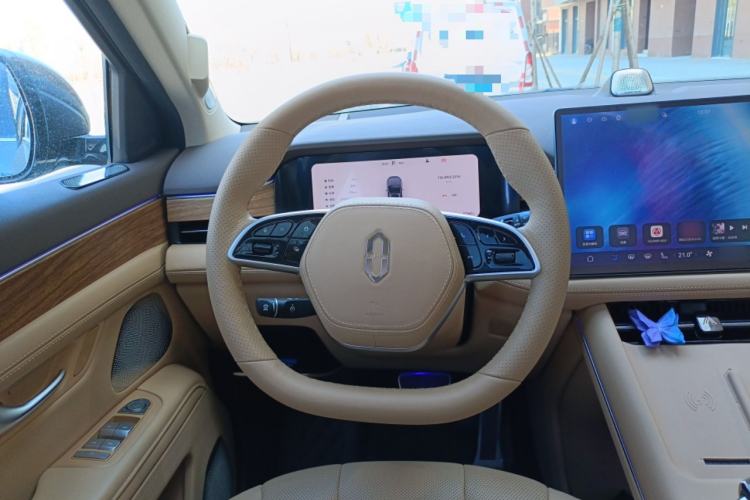 Used Hima AITO M7 2024 1.5T Intelligent Driving 4WD Max Edition 5 Seats Steering Wheel