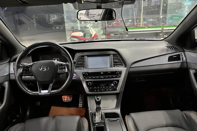 Used Hyundai Sonata 2015 1.6T GLS Smart Model
