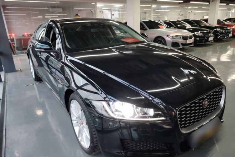 Used Jaguar XFL 2020 XFL 2.0T P200 Two-Wheel-Drive Rally Flag Edition
