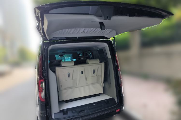 Used Ford Transit 2023 2.0T Diesel Automatic Commercial Van Short Wheelbase Low Roof—7/8/9-Seater