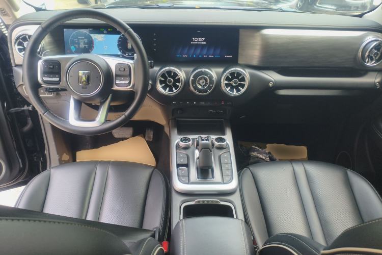 Used Tank 300 2023 City Edition 2.0T—Stylish as Ever