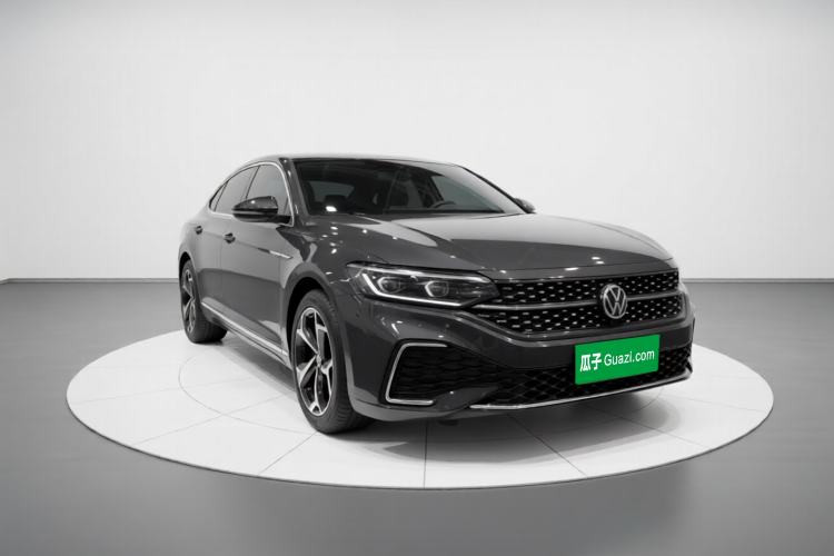 Used Volkswagen Passat 2025 Outstanding Model 380TSI Starry Dragon Glorious Edition Exterior 1