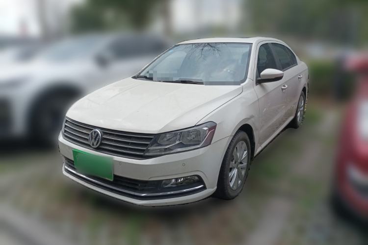 Used Volkswagen Lavida 2015 1.6L Automatic Comfort Edition