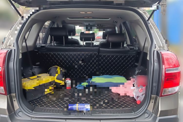 Used Chevrolet Captiva 2015 2.4L 4x4 Flagship Edition 7-Seater