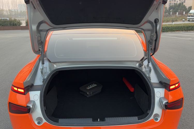 Used XPeng P7 2022 670E+
