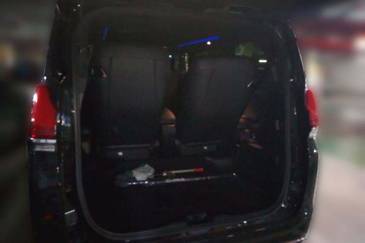 Used Lexus LM 2020 300h Four-Seat Grand Edition
