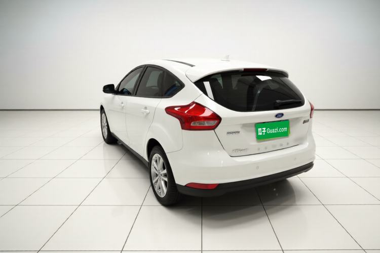 Used Ford Focus 2017 Hatchback EcoBoost 125 Automatic - Ultra-Powerful Style Edition with Smart Drive Features
