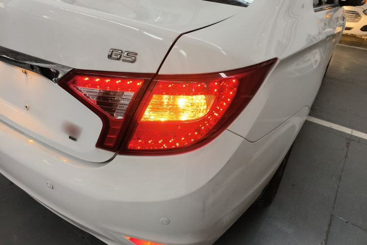 Used BYD G5 2014 1.5TID Automatic Flagship Model
