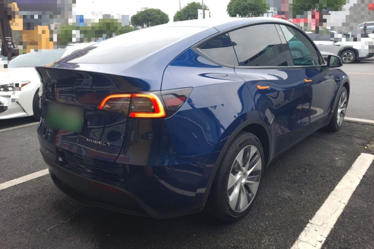 Used Tesla Model Y 2021 Standard Range Rear-Wheel Drive Version
