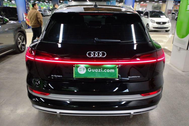 Used Audi e-tron 2021 50 quattro Prestige Edition