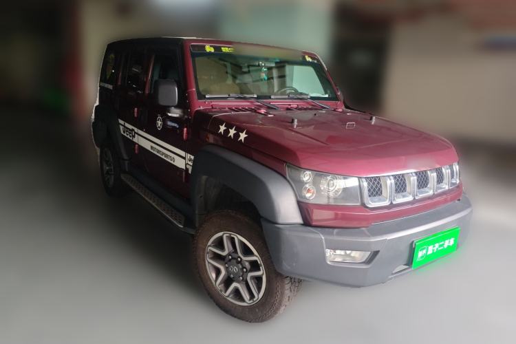 Used BAIC Off-Road BJ40 2016 40L 2.3T Automatic All-Wheel Drive Premium Edition Front Right 45 Deg