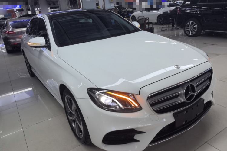 Used Mercedes-Benz E-Class 2019 E 300 L Sporty and Stylish Model
