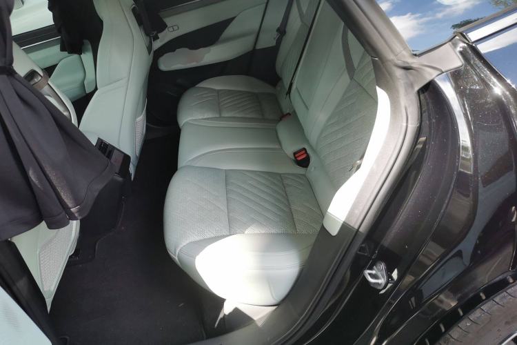 Used Zeekr 001 2024 WE Edition 95 kWh All-Wheel Drive Left Rear Seat