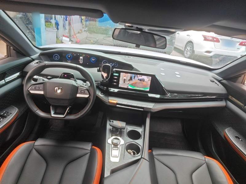 Used CHANGAN UNI-V 2023 1.5T Prestige Model — 9