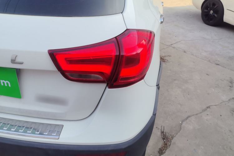 Used Haval H1 2015 1.5L AMT Luxury Model
