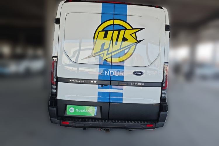 Used Ford Transit T8 2024 T8 2.3T Diesel Automatic Mid-Drive Mid-Roof 6-Seater Fully Equipped 2/2/2 Configuration
