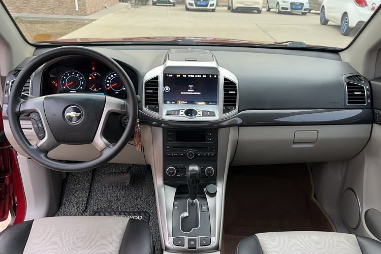 Used Chevrolet Captiva 2014 2.4L 4x4 Luxury Edition 5 Seats