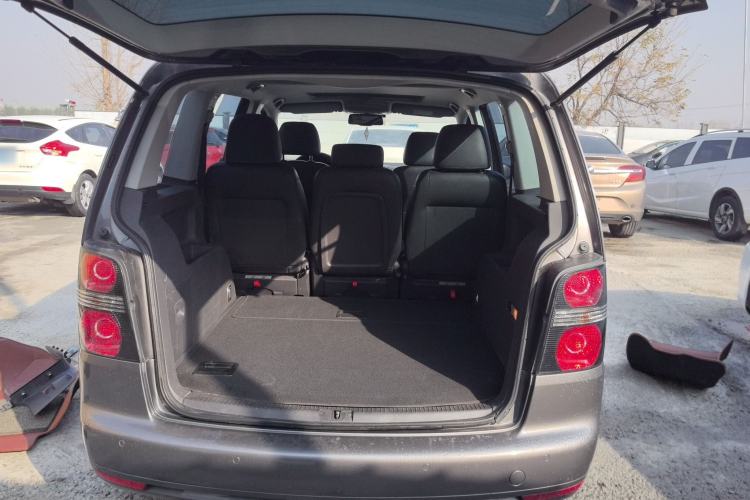 Used Volkswagen Touran 2015 1.4T DSG Comfort Edition 5 Seats